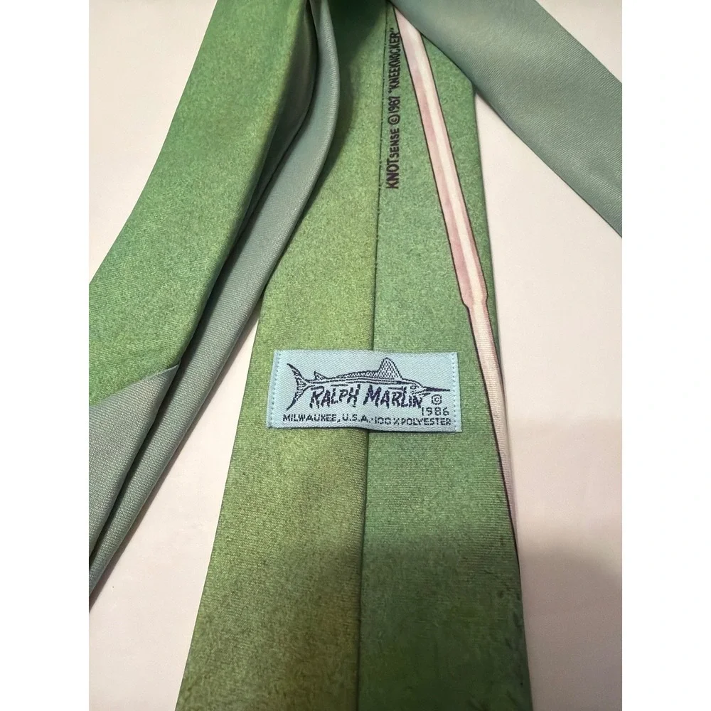 Vintage 1986 Ralph Marlin Golf Putter Ball‎ Green Novelty Tie Kneeknocker Mens